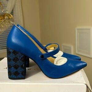 Women’s Katy Perry heels size 8
